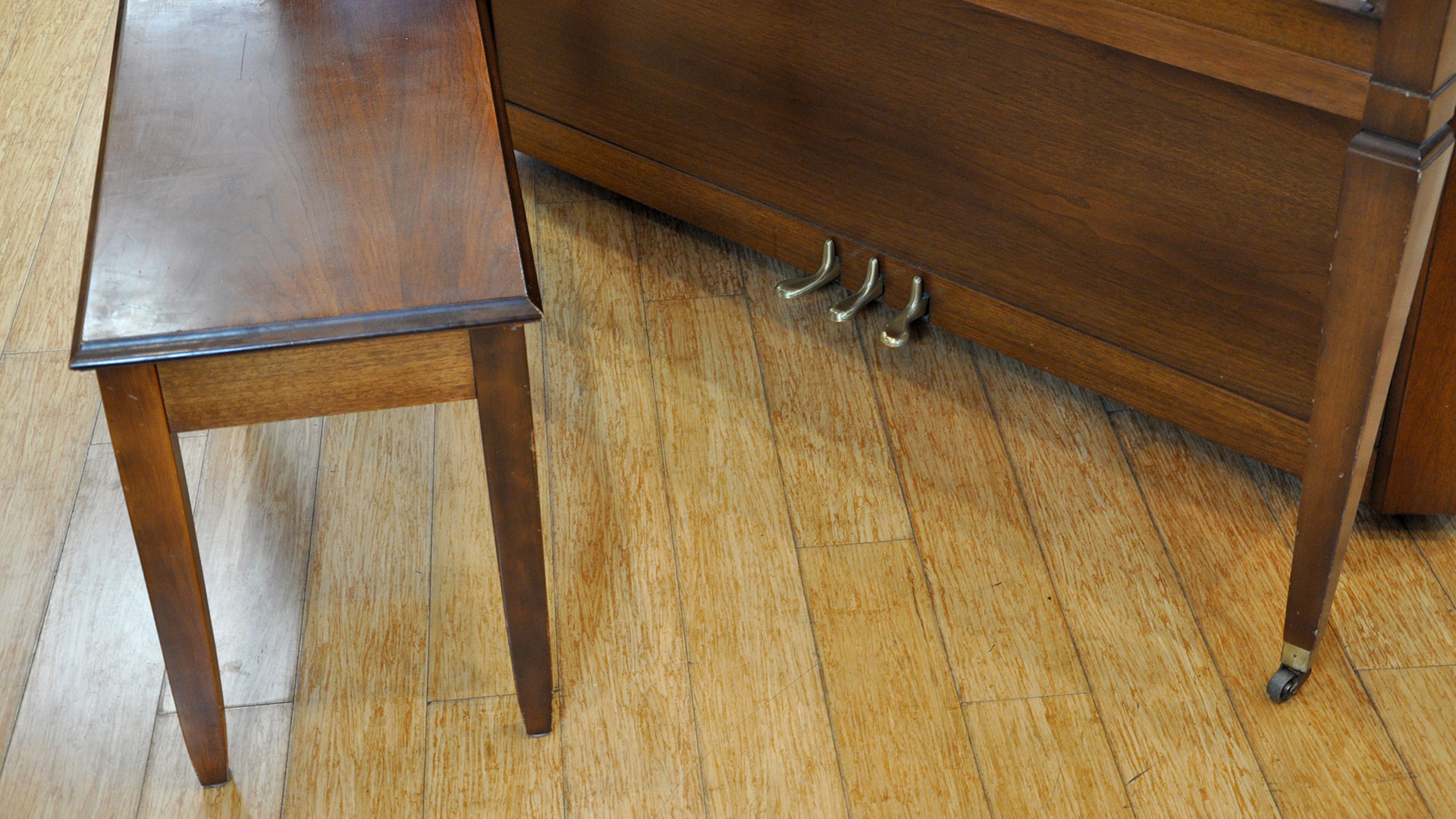 Used Hardman Piano console Upright