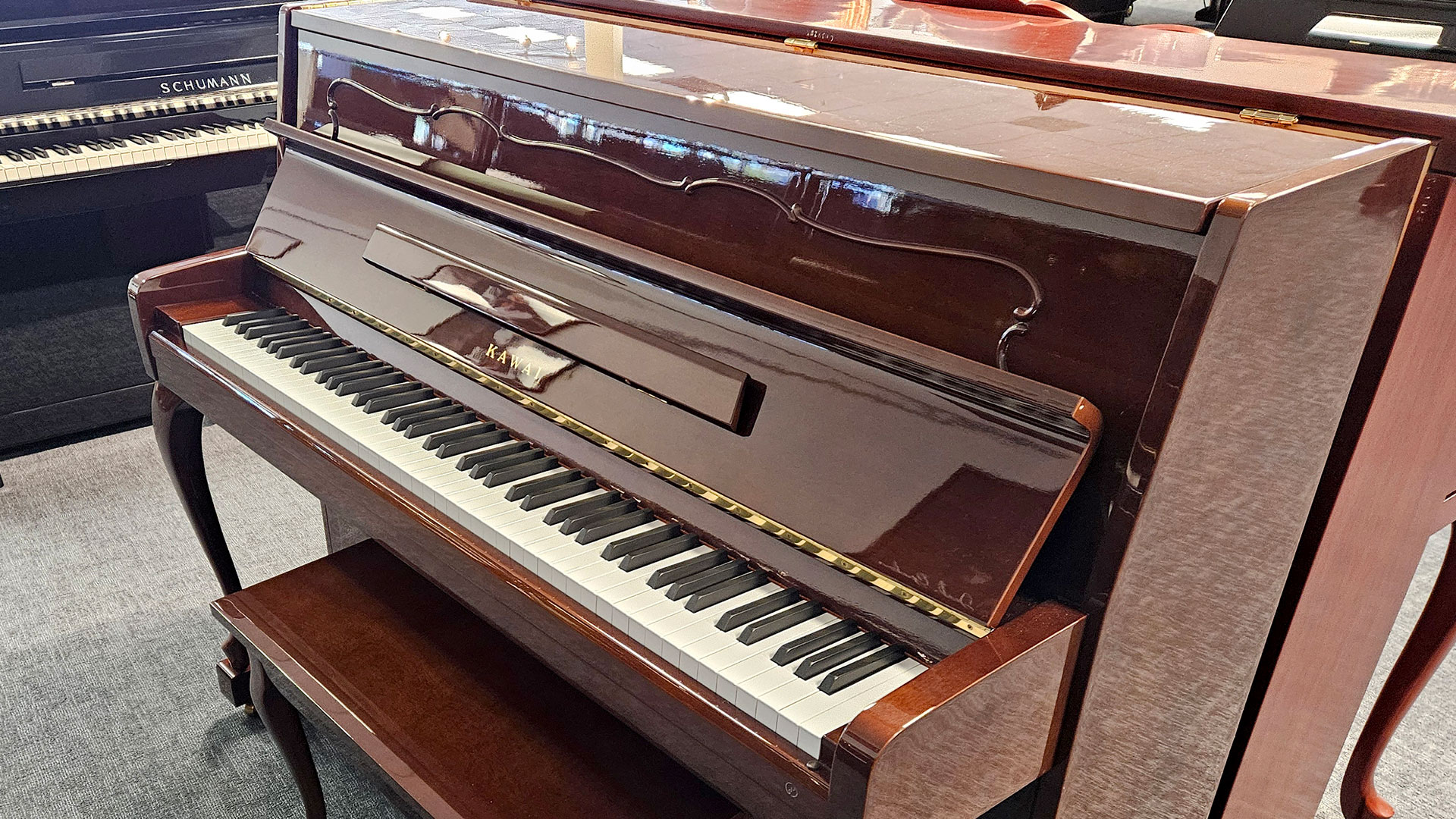 Used Kawai Piano C-107 Console
