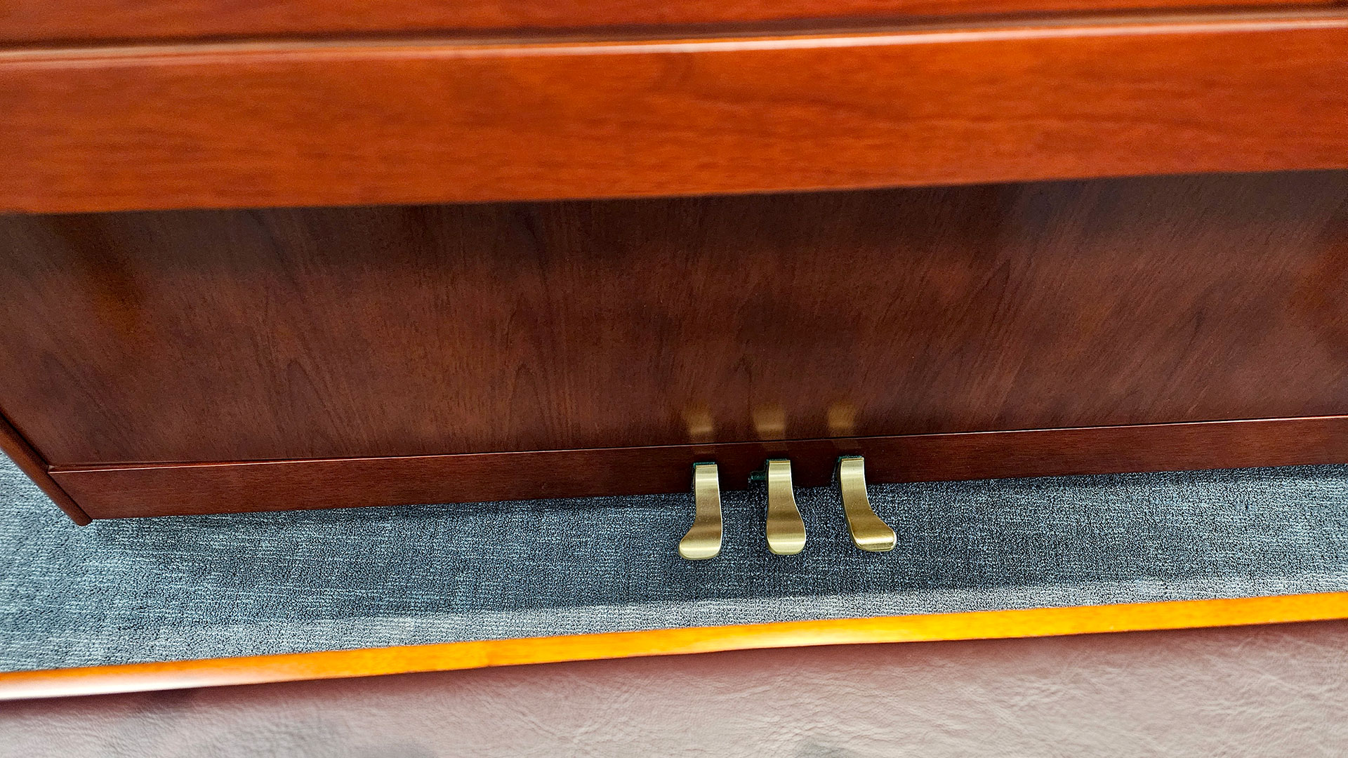 Pearl River Used Piano