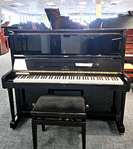 Petrof P-125 Used Piano