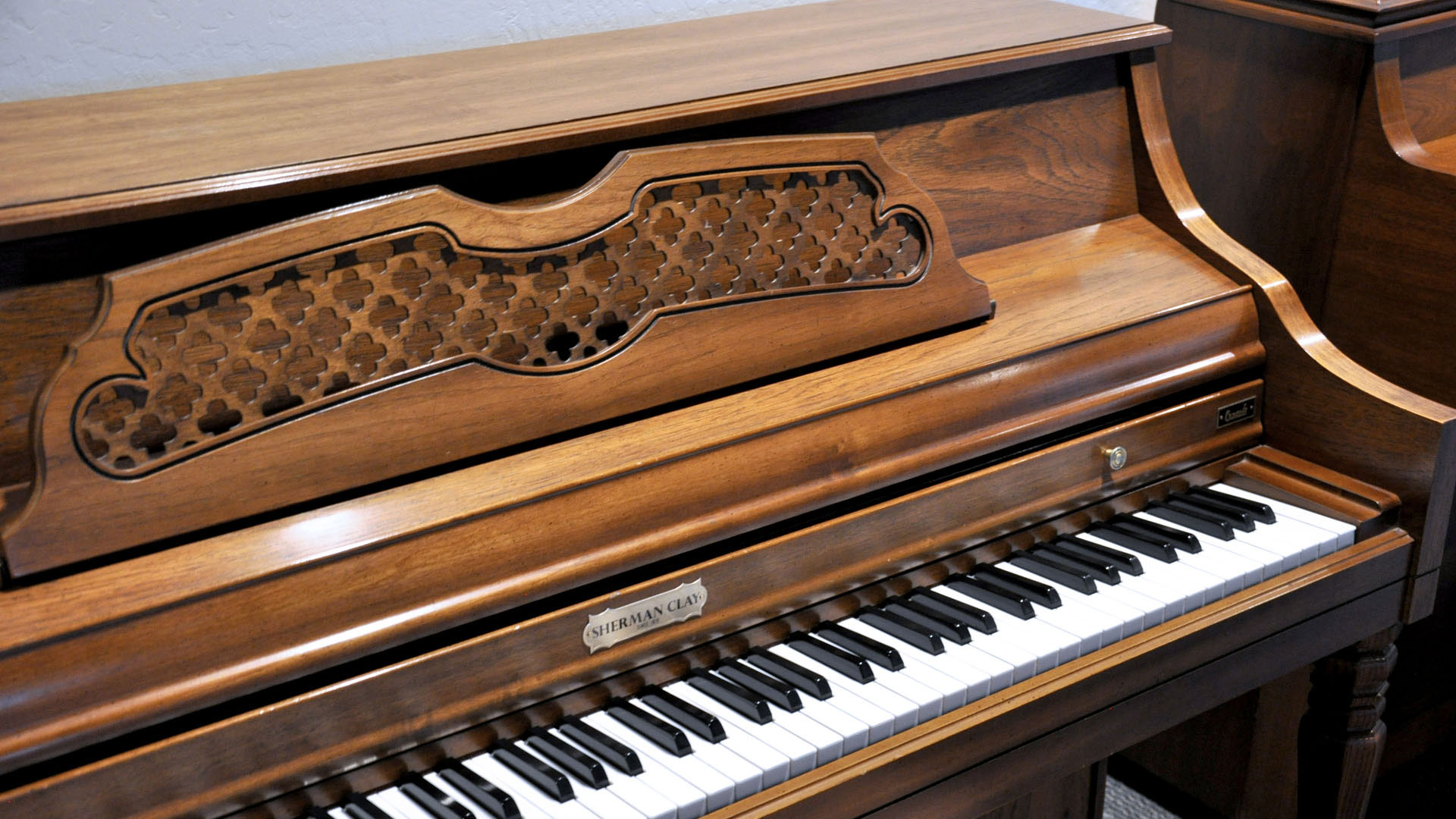 Console Sherman Clay Used Piano