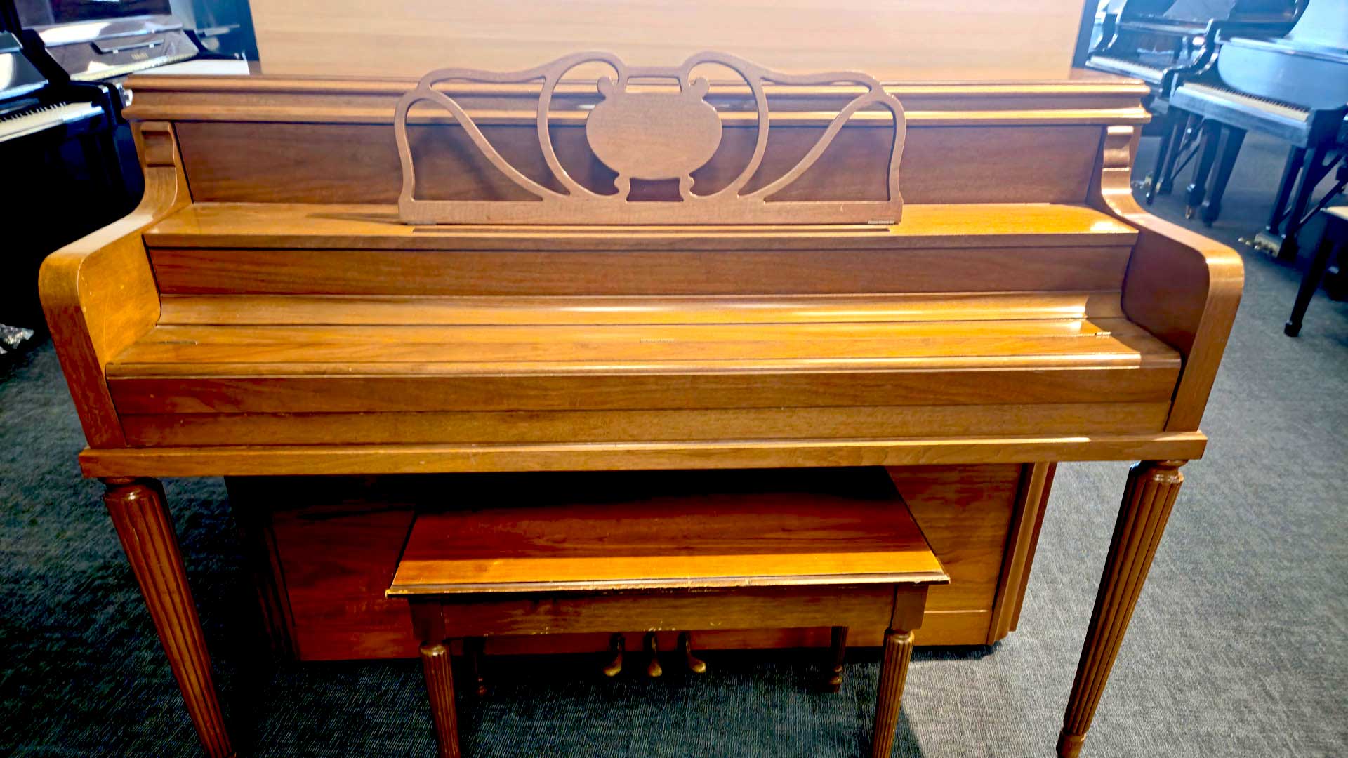 Used Piano Sohmer Console