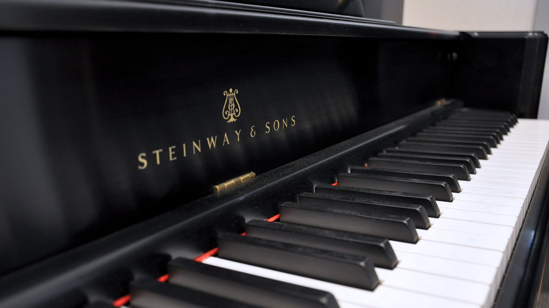 Used Steinway Piano