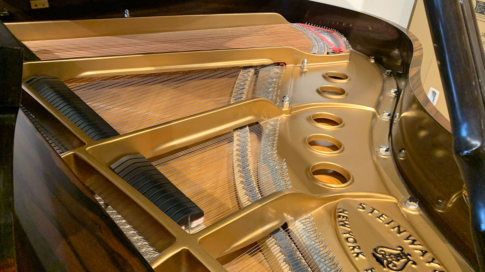 Used Steinway baby grand piano Model S