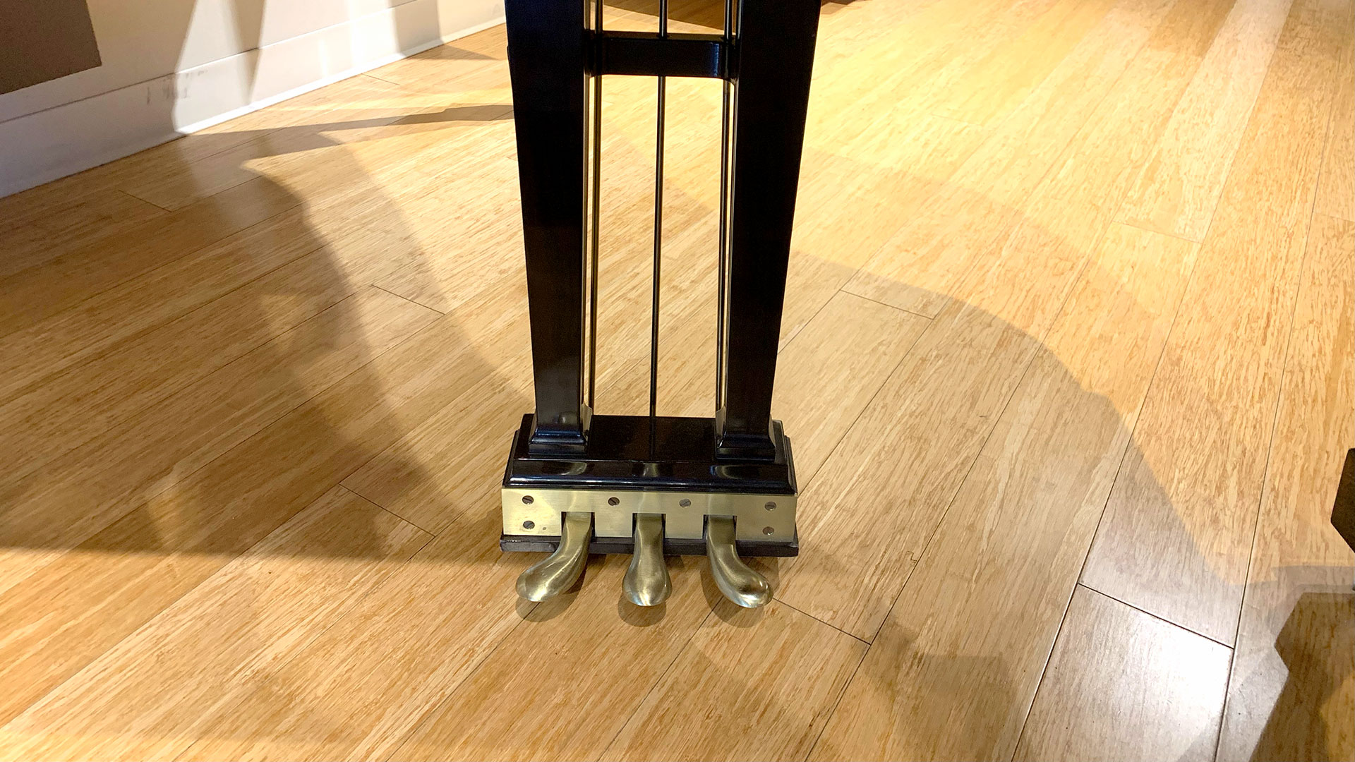 Used Steinway baby grand piano Model S