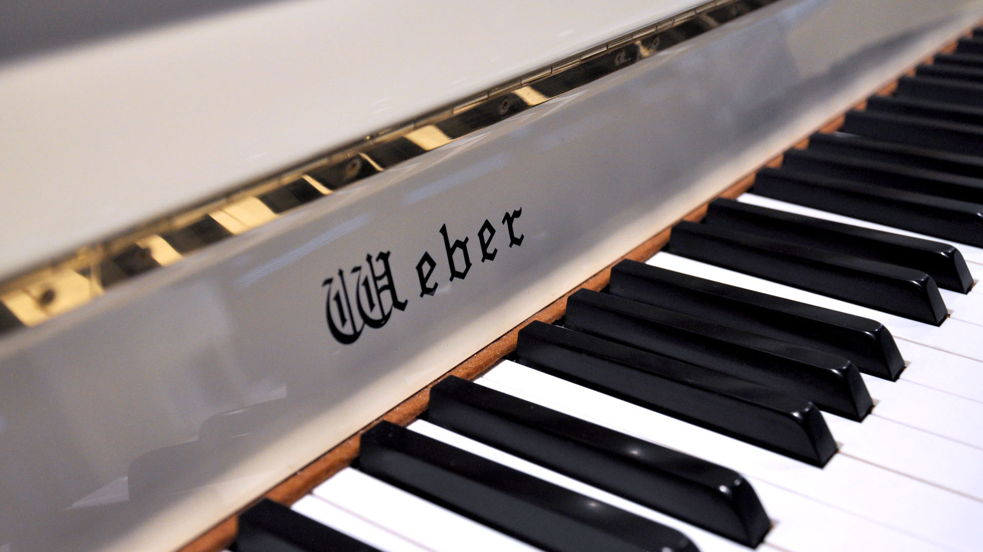 Used Piano Weber Piano W-41 Console