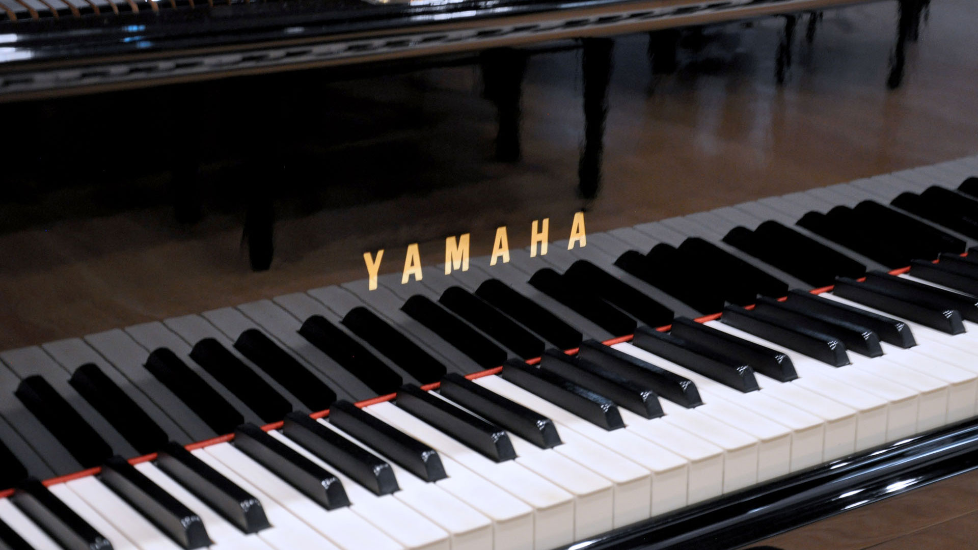 Used Yamaha baby grand piano