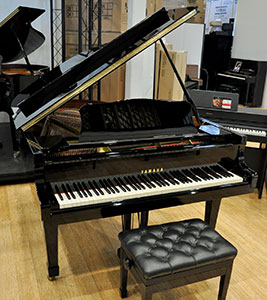 used Yamaha grand piano