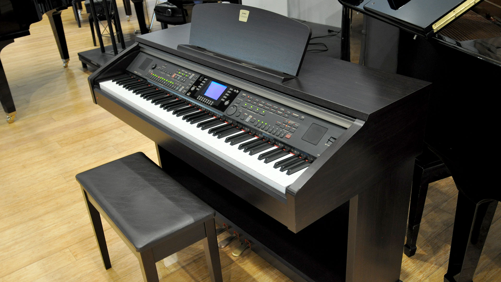 Yamaha Clavinova CVP-301R Used Piano