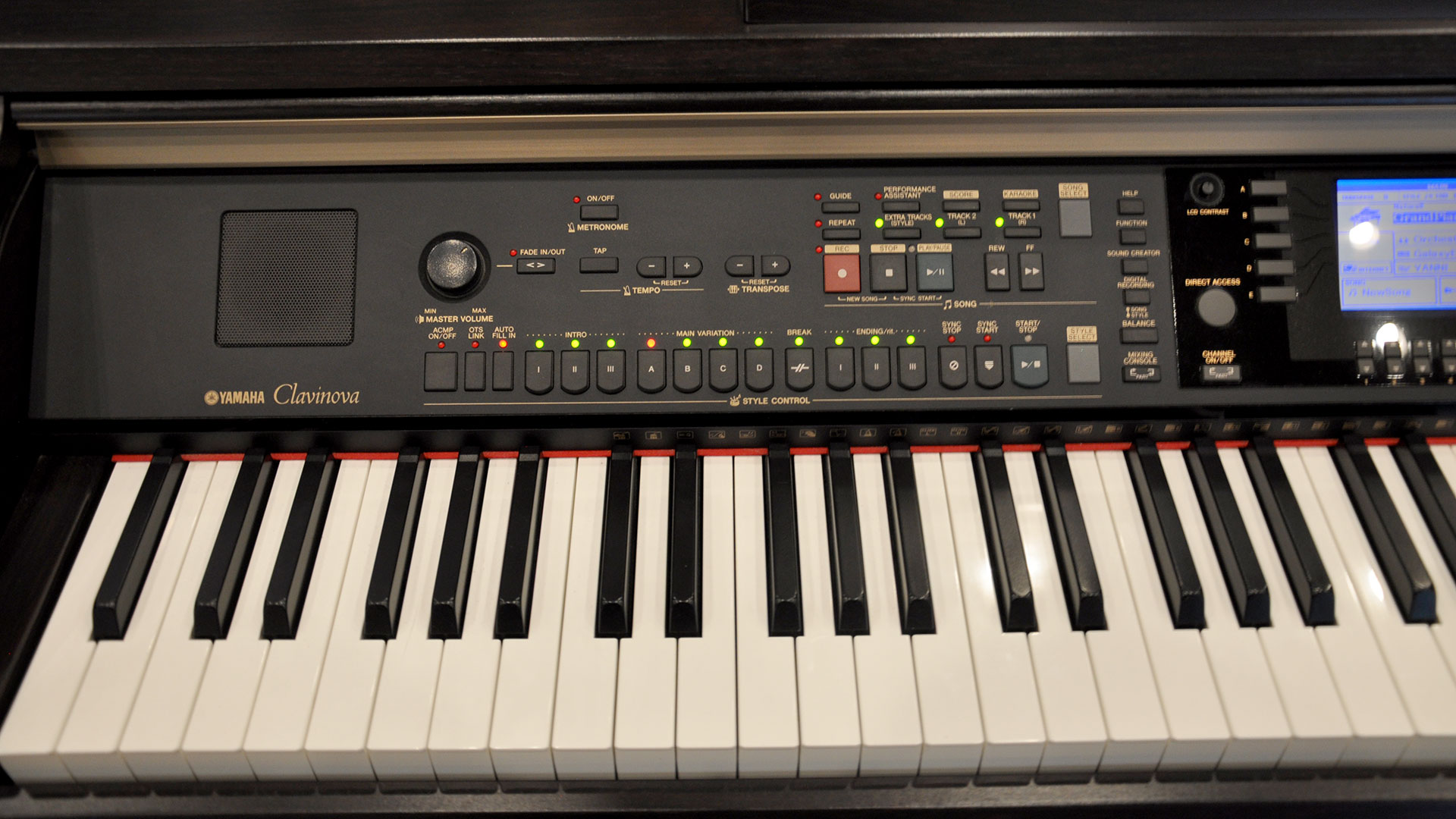 Used Yamaha Clavinova digital piano CVP-301r