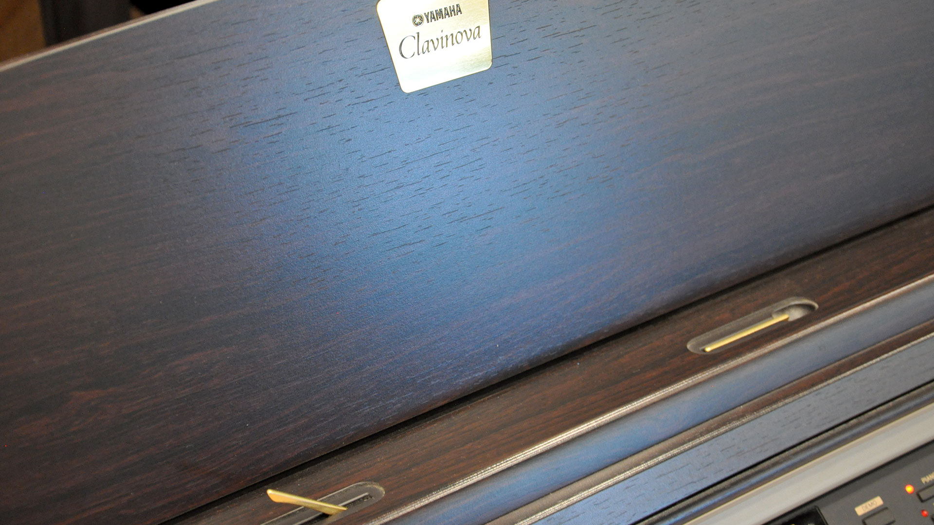 Used Yamaha Clavinova digital piano CVP-301r