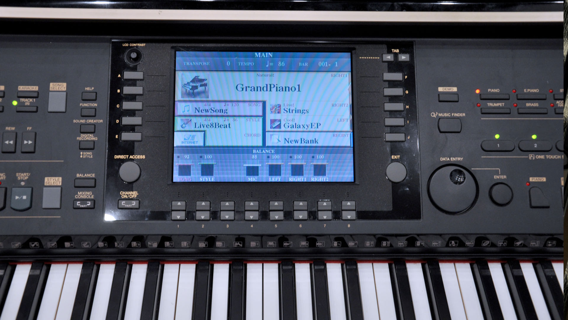 Yamaha Clavinova CVP-309GPR Used Piano