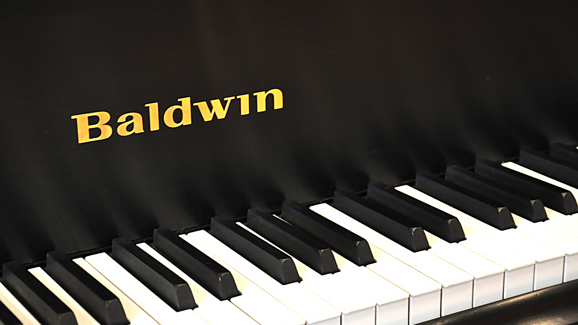 Baldwin grand piano Model r1