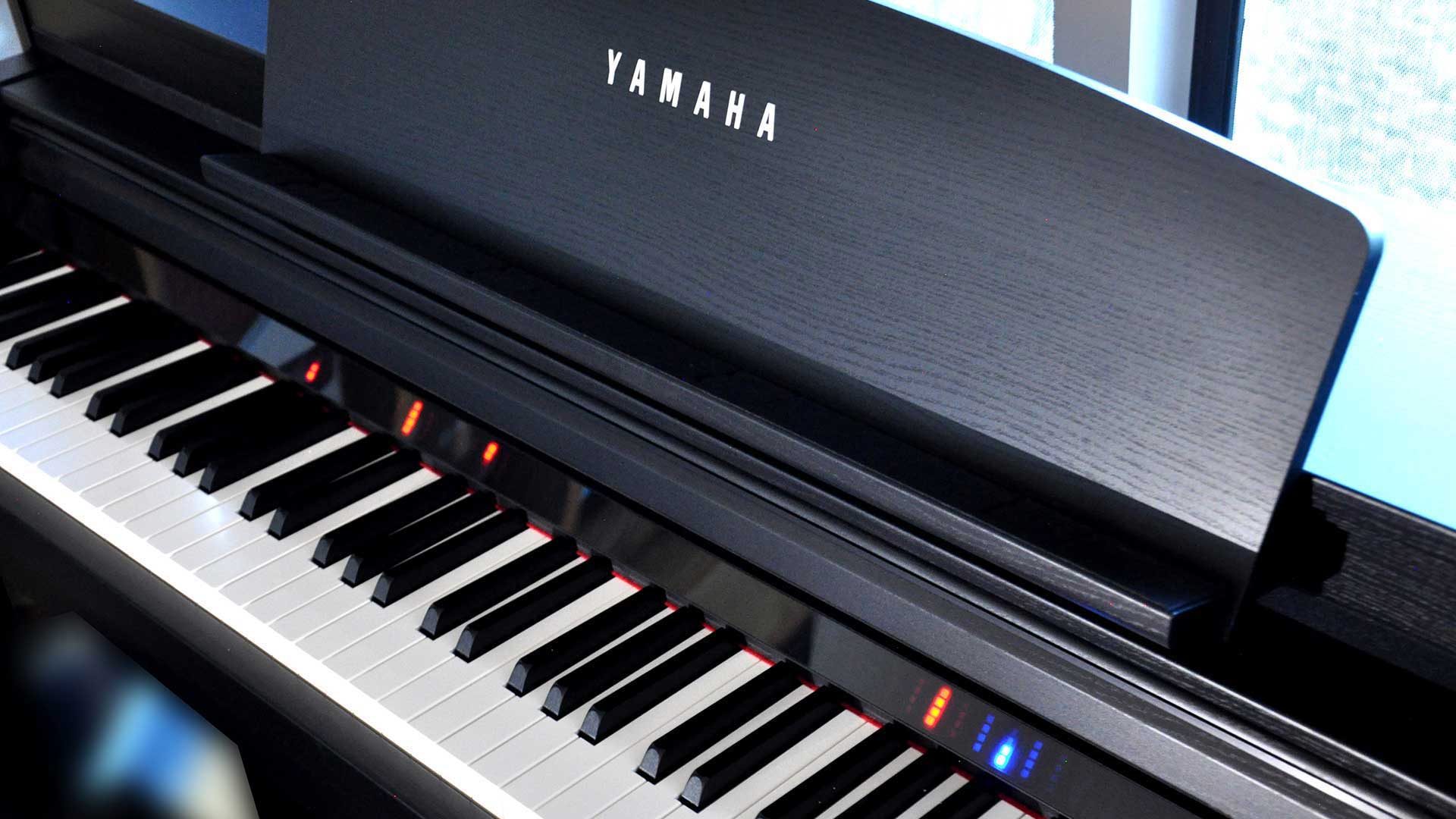 Yamaha Clavinova csp-275 digital piano