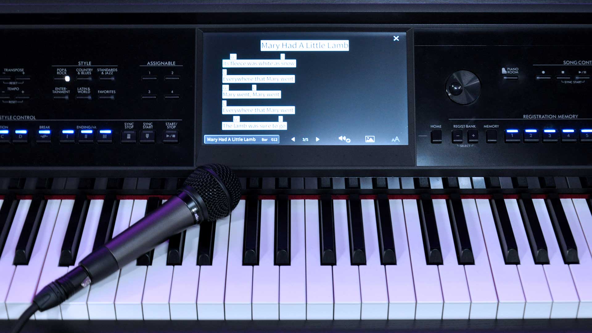 Yamaha Clavinova cvp-909 digital piano