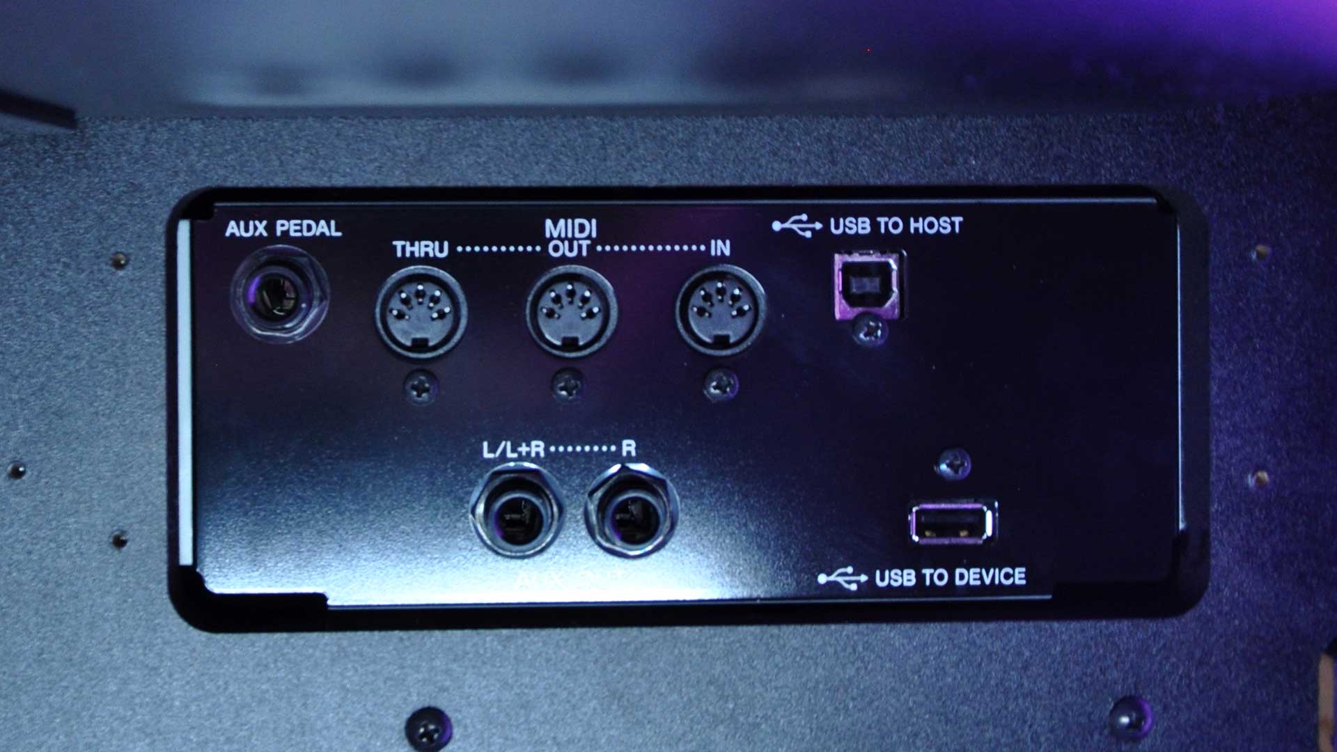 Yamaha Clavinova cvp-909 digital piano