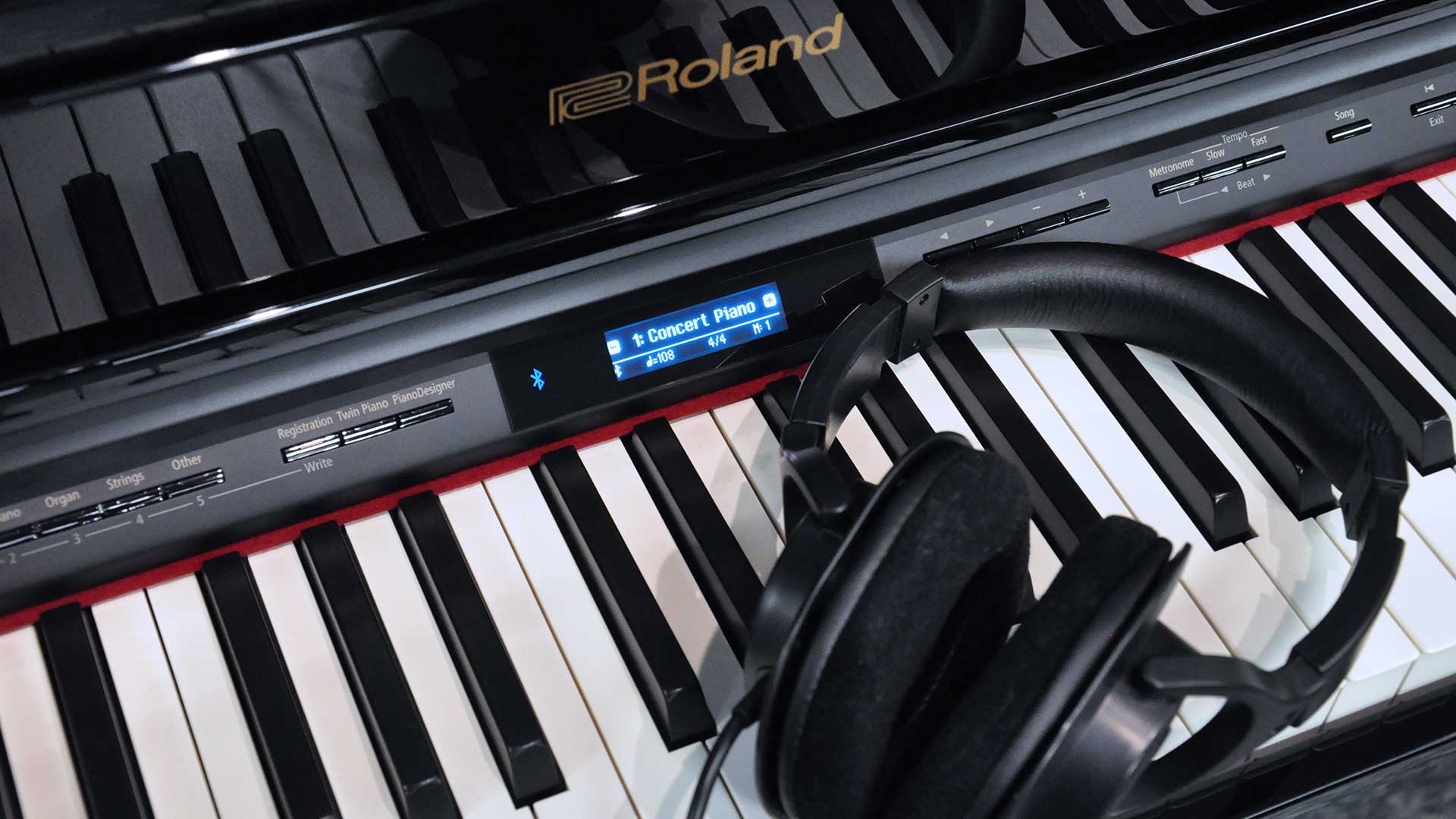 Roland digital piano gp607