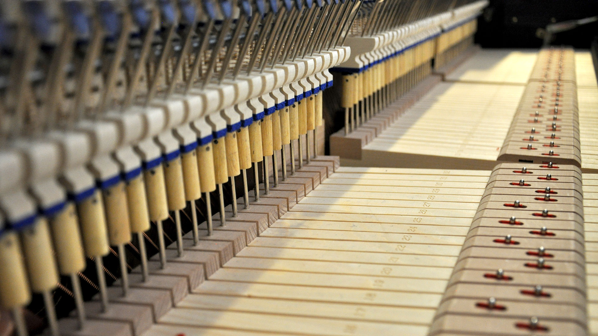 Baldwin piano Model b-252