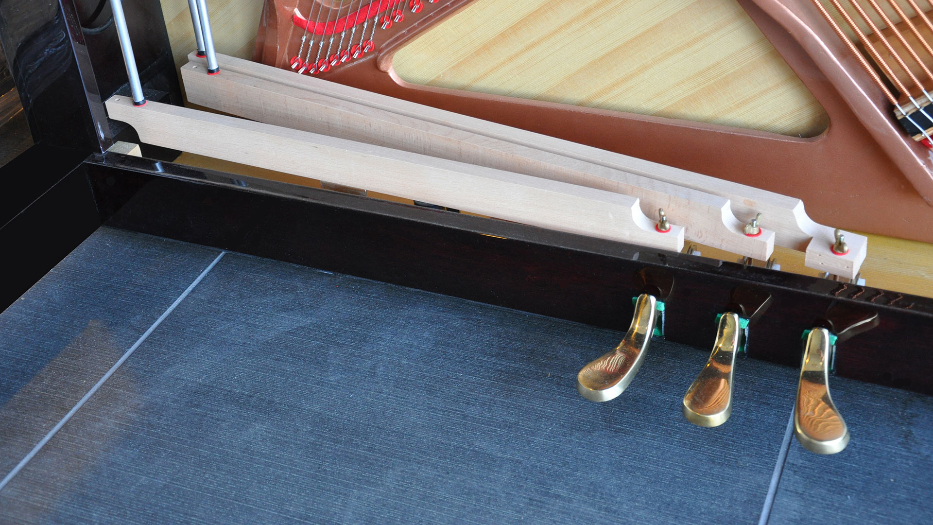 Baldwin piano Model bp-1