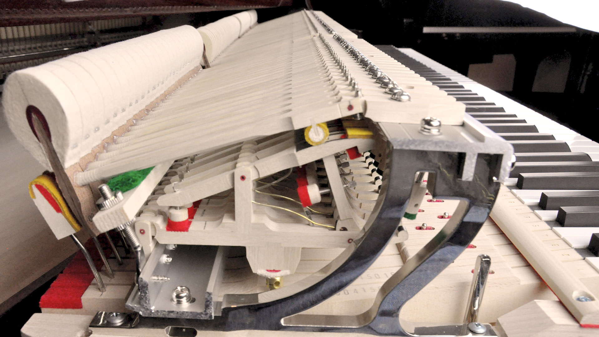 Baldwin baby grand piano Model bp-148