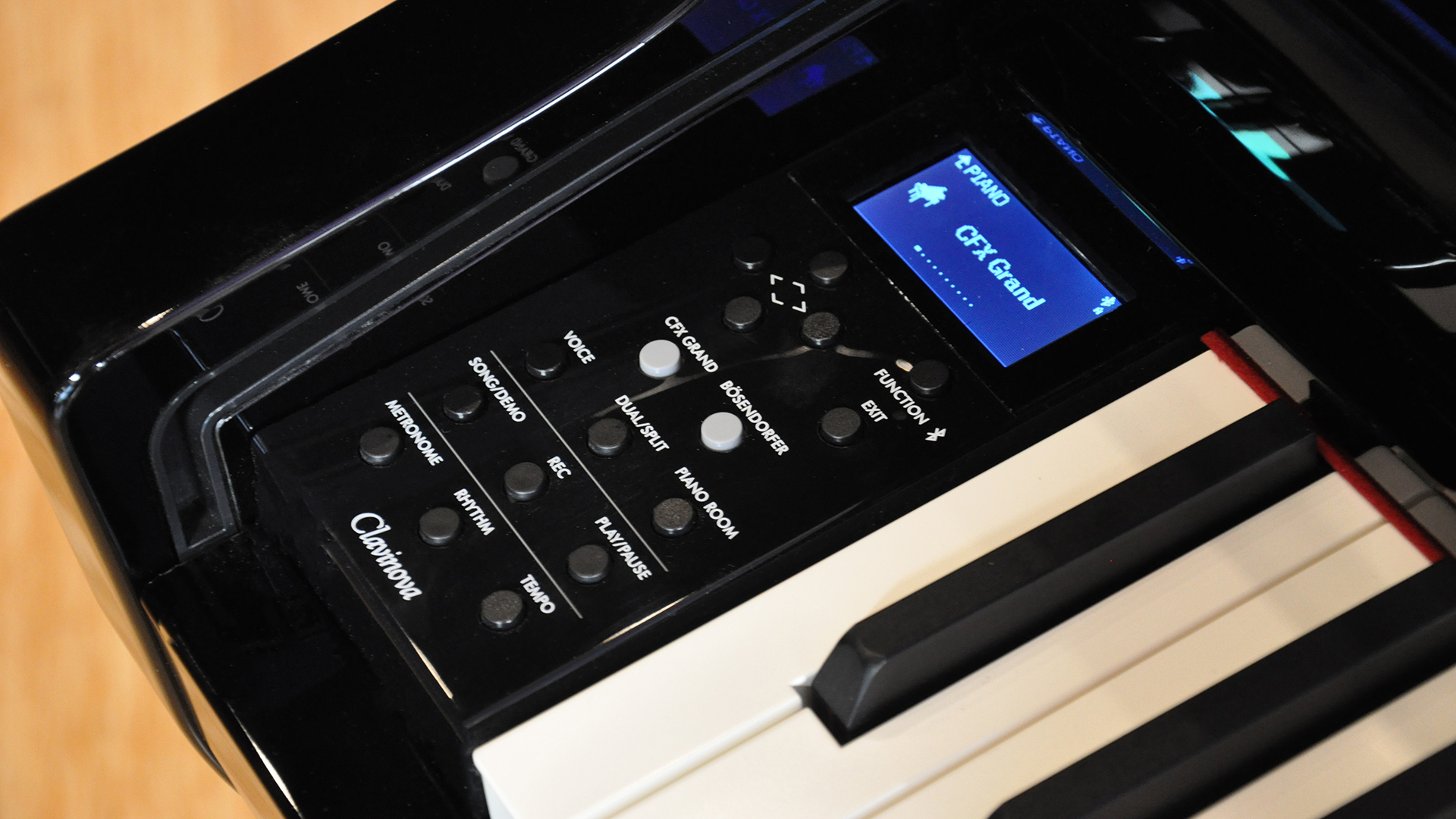 Yamaha Clavinova clp-765gp digital piano