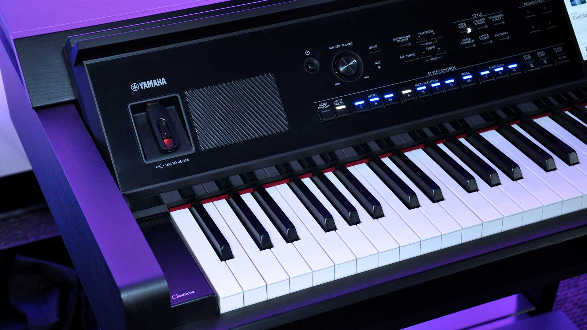 Yamaha Clavinova cvp-909 digital piano
