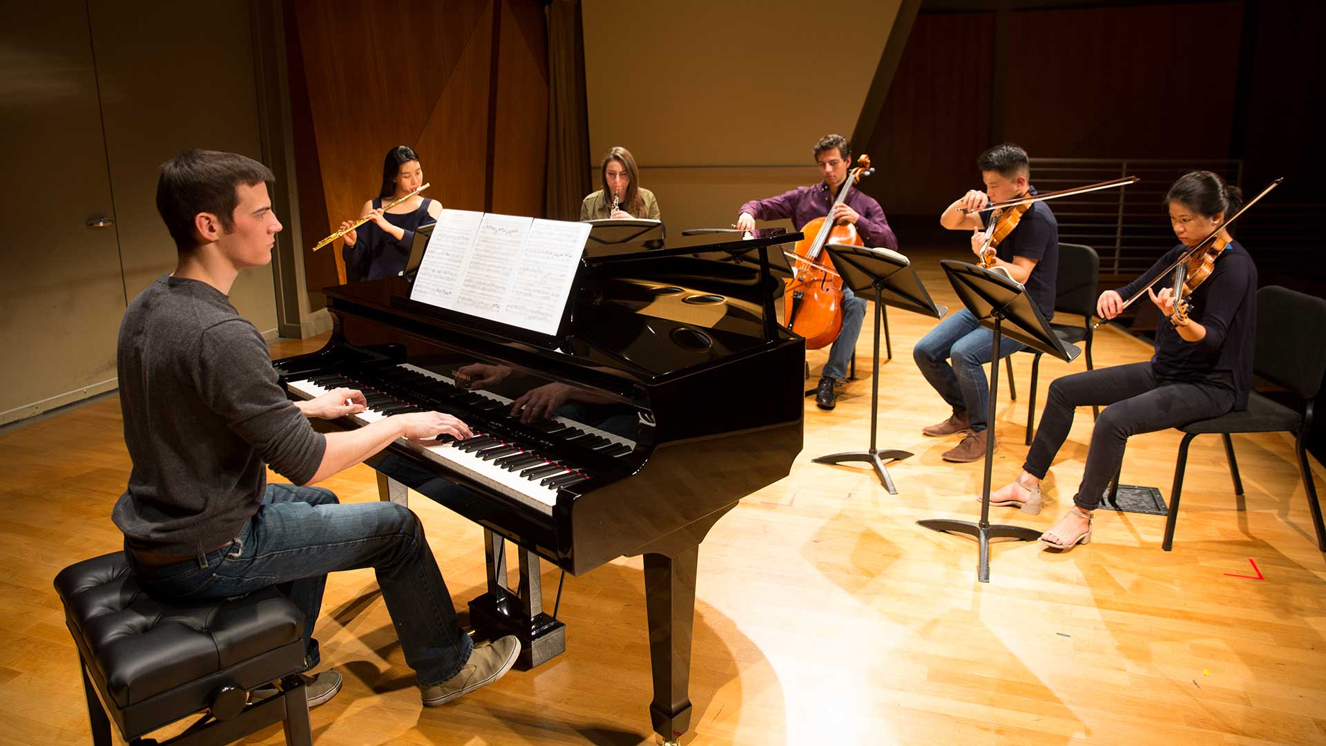 Roland digital piano gp609