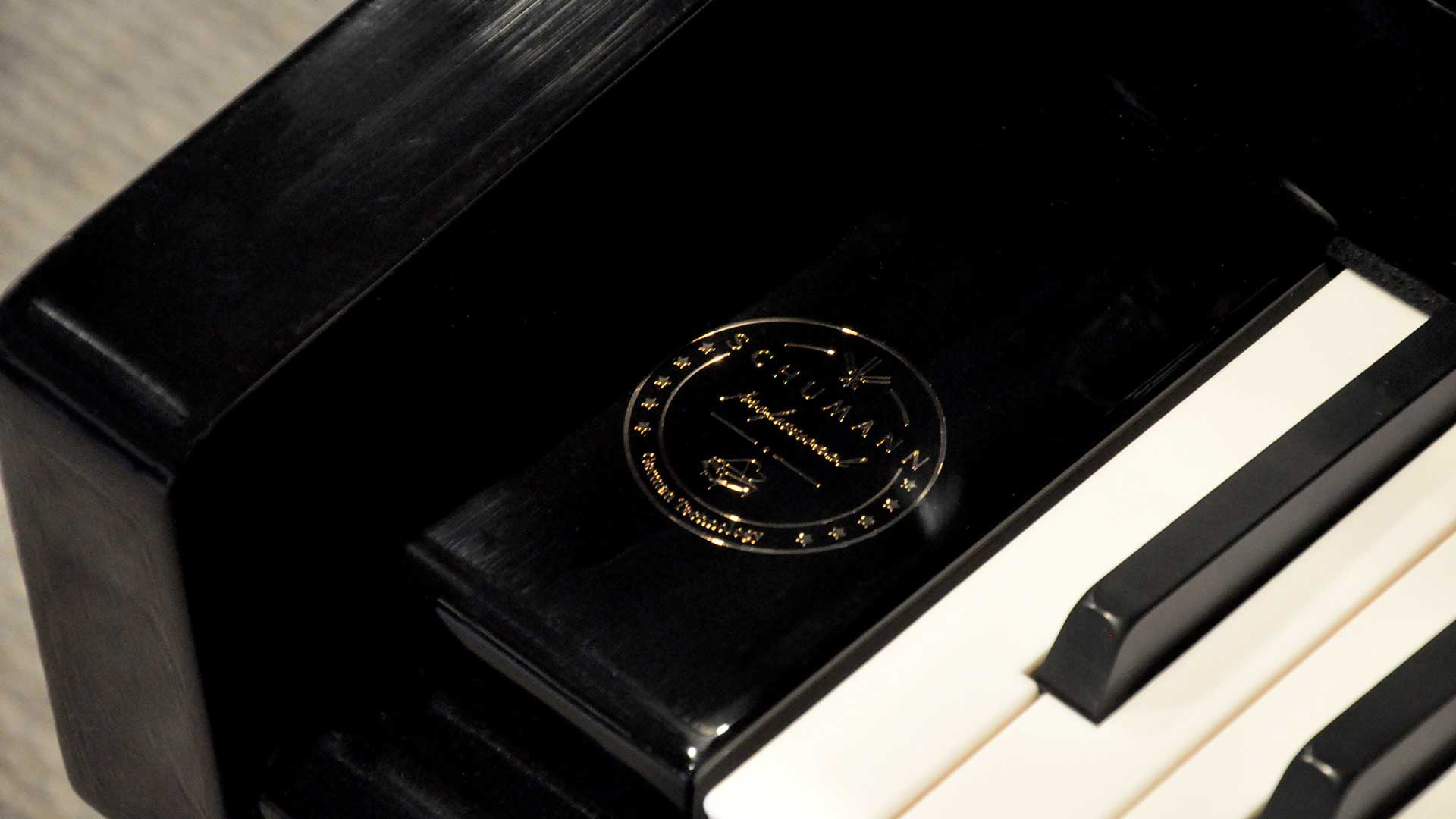 Schumann piano Model C1