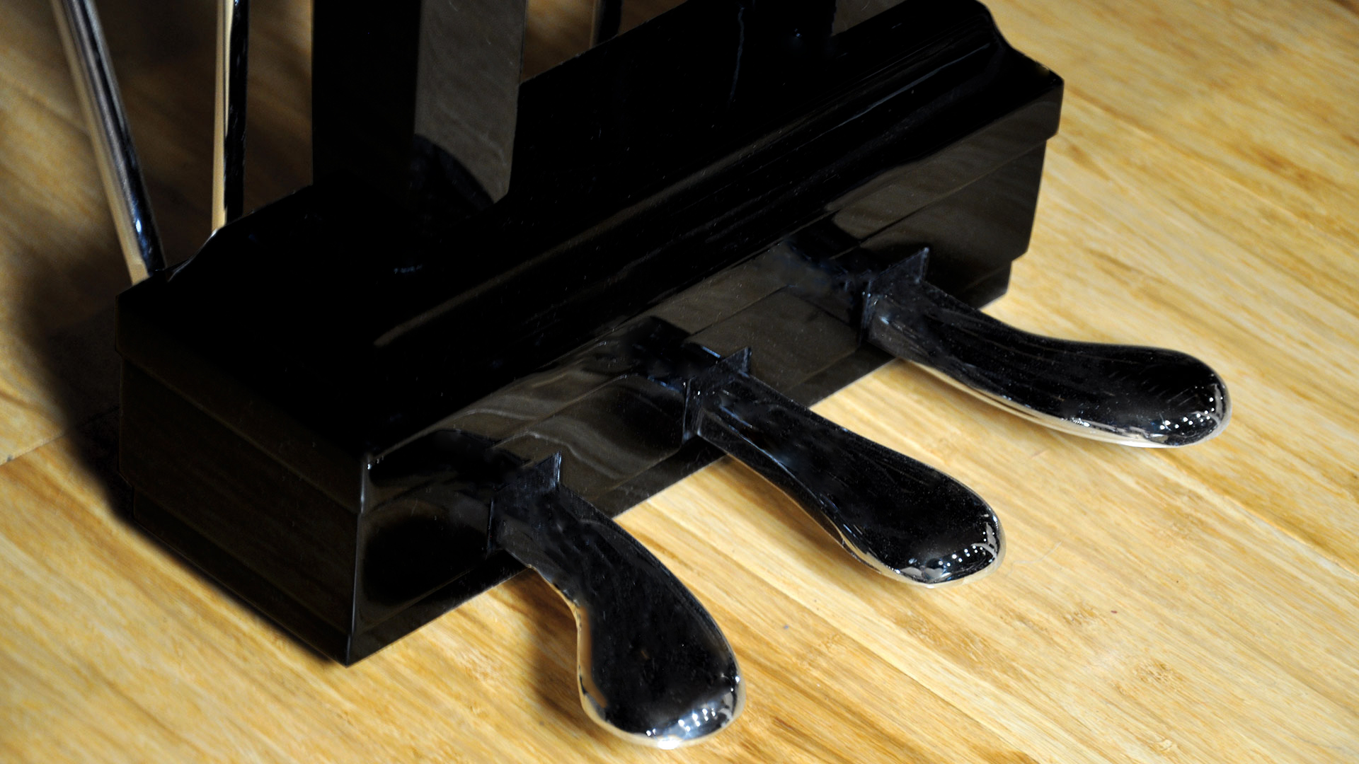 Schumann baby grand piano Model GP-168