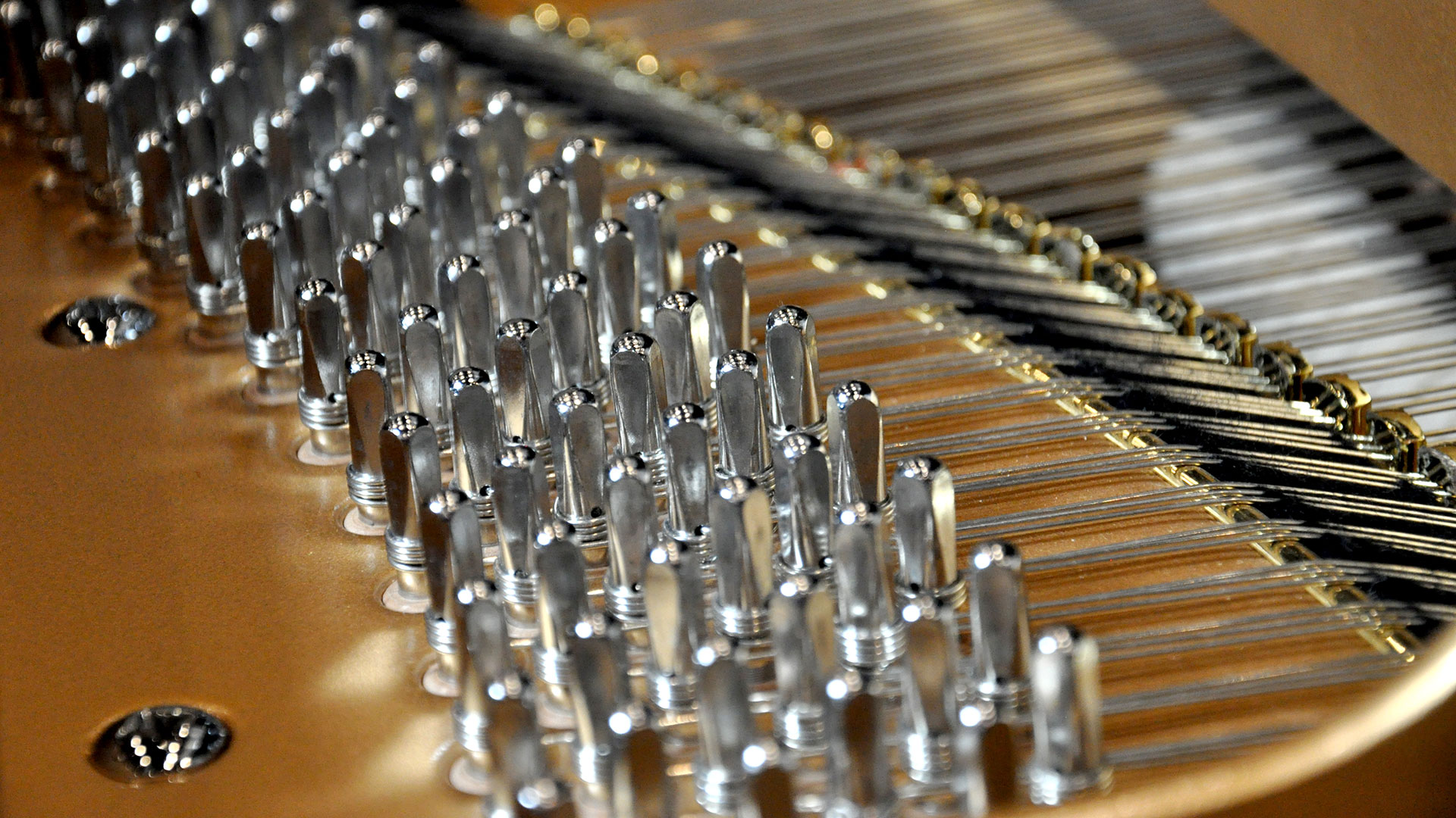 Schumann grand piano Model GP-168
