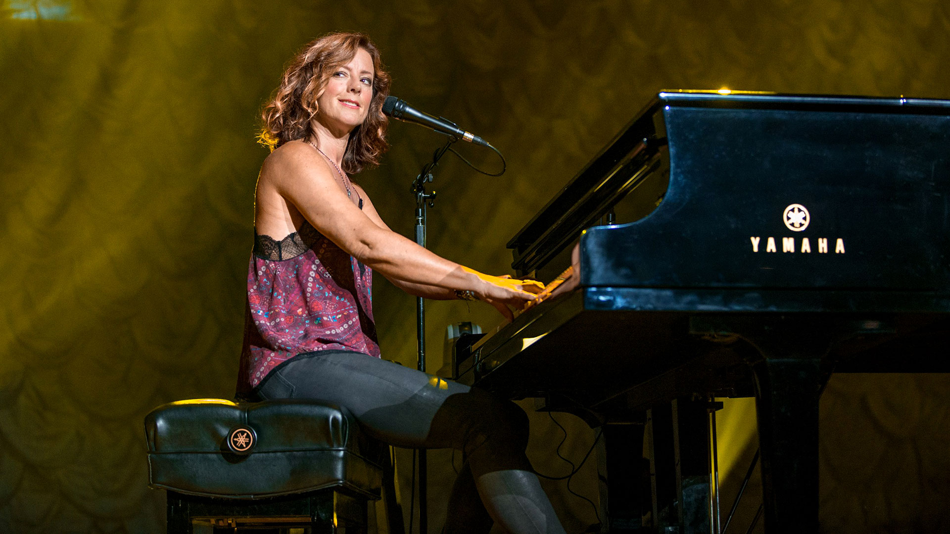 Yamaha concert grand piano Model cfx